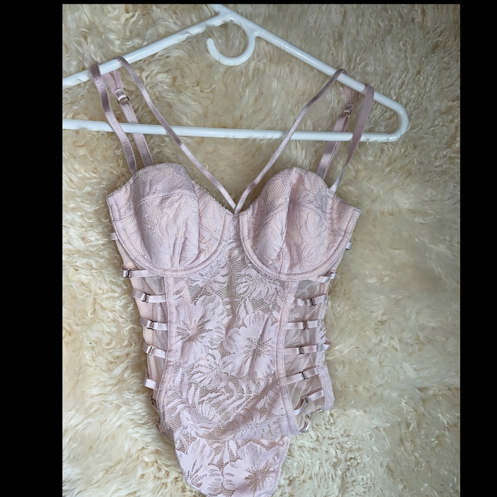 NWOT victoria secret pink bodysuit